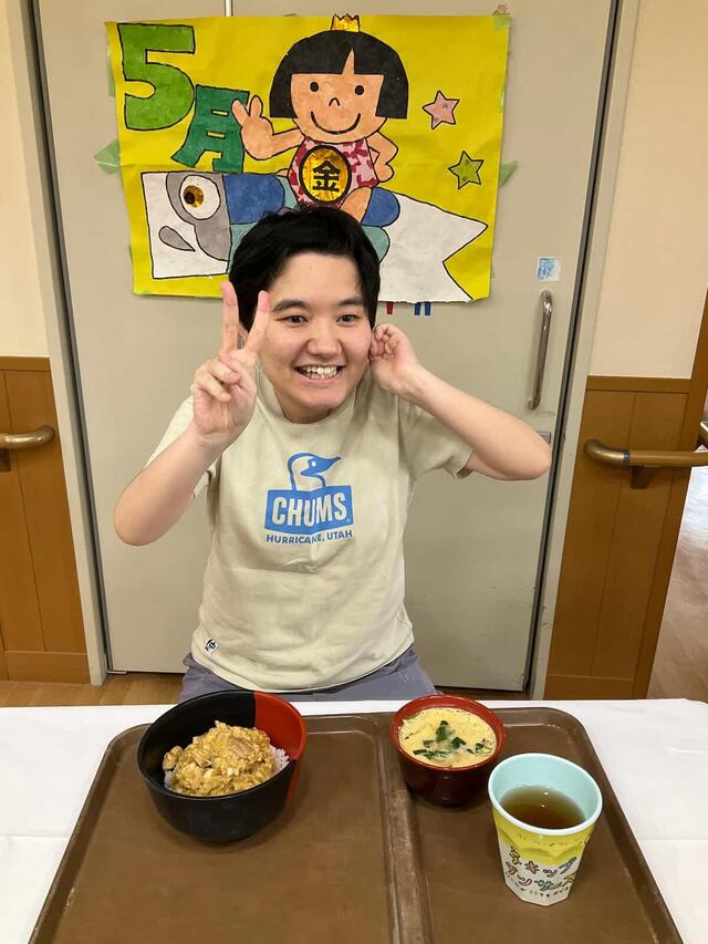 笑顔あふれる親子丼づくり.jpg