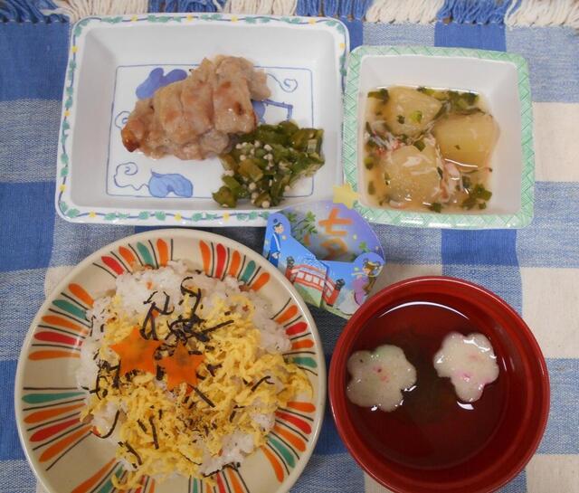 7月7日昼食 七夕ちらし.jpg