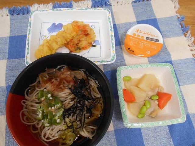 06.23.昼 冷やしそば.jpg