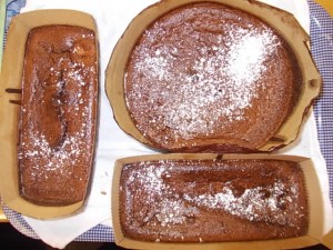 障害　チョコレートケーキ作り　写真２