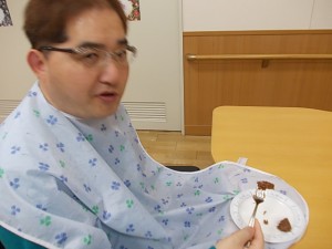 障害　チョコレートケーキ作り　写真１