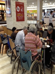 ケアハウス イオンモールツアー1